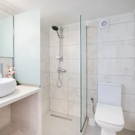 Appartement Gjoni *