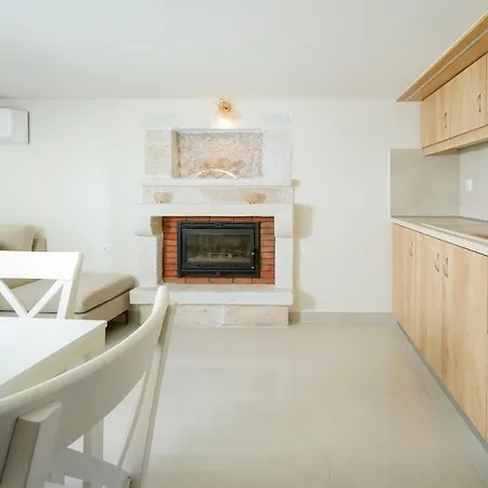 Gjoni لايميناس